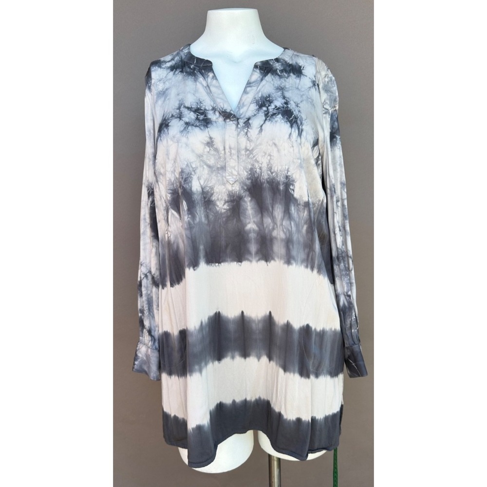 J Jill Pure Tie Dye Tunic‎ Small Top Boho Grey White Satin Long Sleeve V-neck